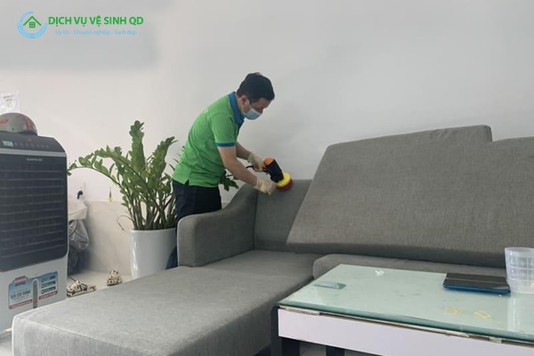 vệ sinh sofa tại nhà